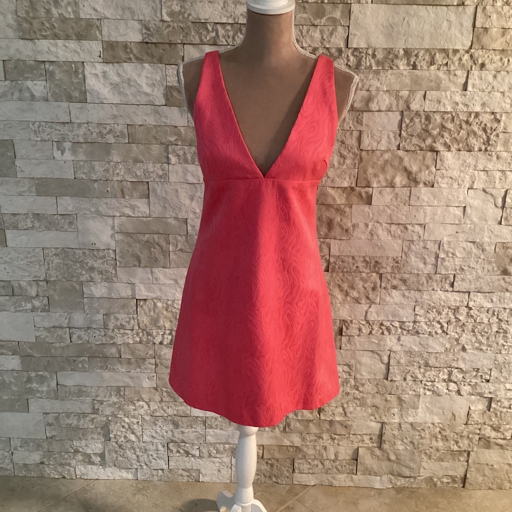 Milly of New York sleeveless v-neck mini shift dress